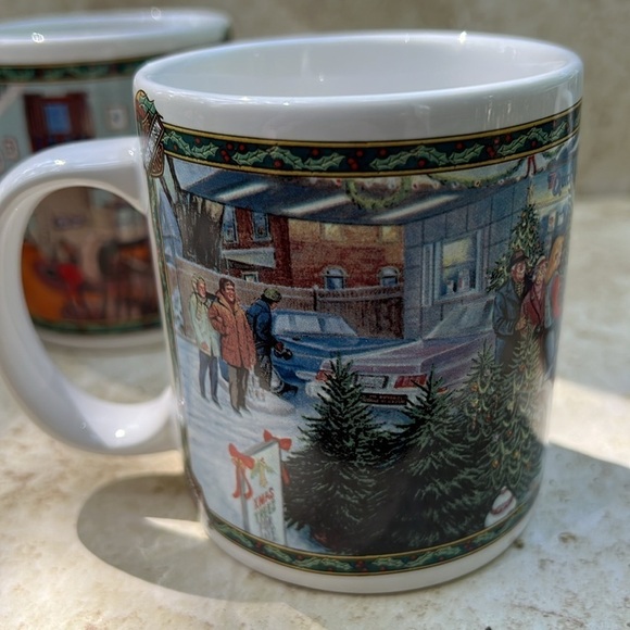 Harley Davidson set of 4 Holiday Christmas Mugs - Picture 7 of 10